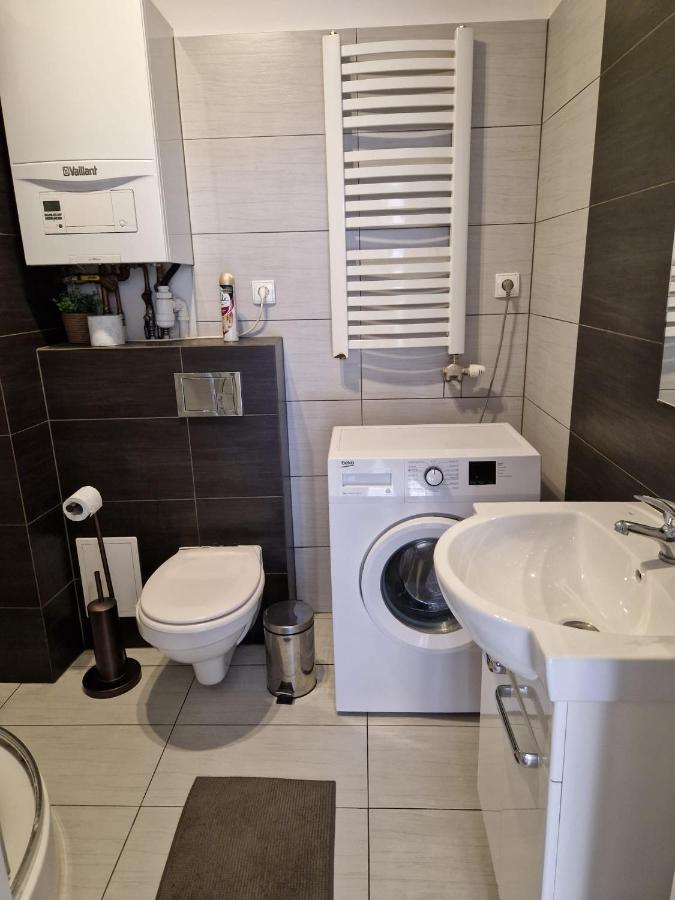 דירות קטוביץ Apartament Przybudowka מראה חיצוני תמונה