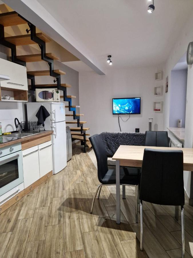 דירות קטוביץ Apartament Przybudowka מראה חיצוני תמונה
